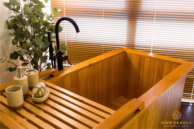 Japandi Premium Studio with Bathtub - room photo 12